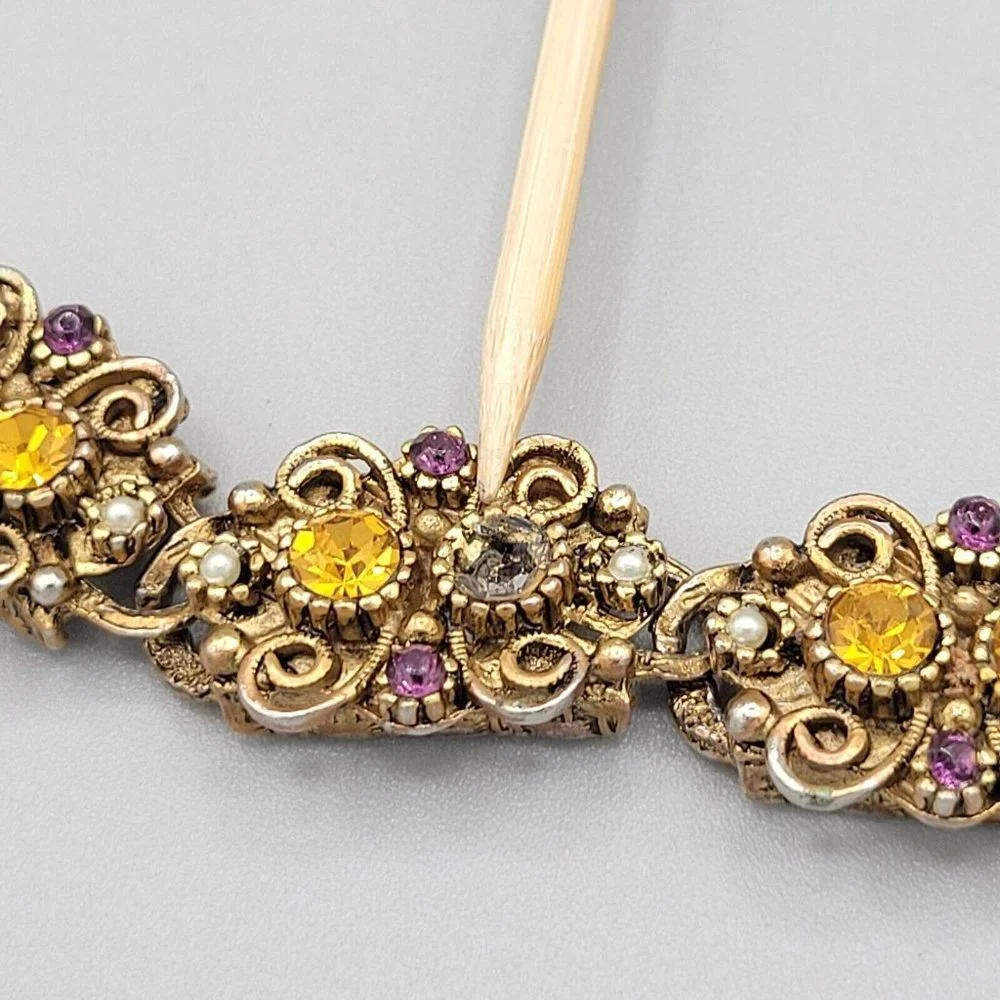 Womens Gold Tone Metal Fashion Bracelet Multicolor Rhinestones Faux Pearl 6 1/4 - Picture 6 of 8